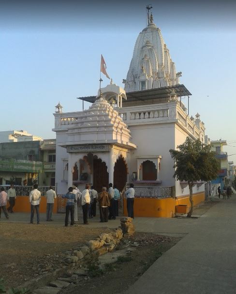 Shri 1008 Parshvnath Digamber Jain Mandir, Barwaha, District-Khargone (Madhya Pradesh) image 1