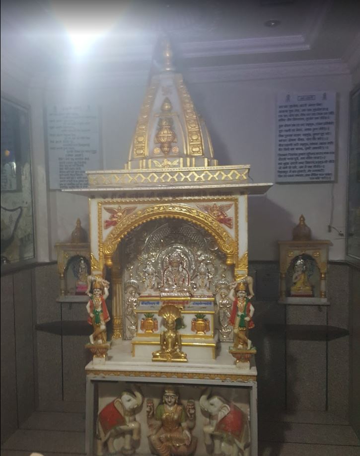 Shri Muni Suvratswami Shwetamber Jain Mandir, Mahesh Nagar, Indore (Madhya Pradesh) image 3
