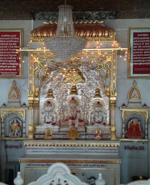 Shri Jain Shwetamber Mandir, Janki Nagar, Indore (Madhya Pradesh) image 2