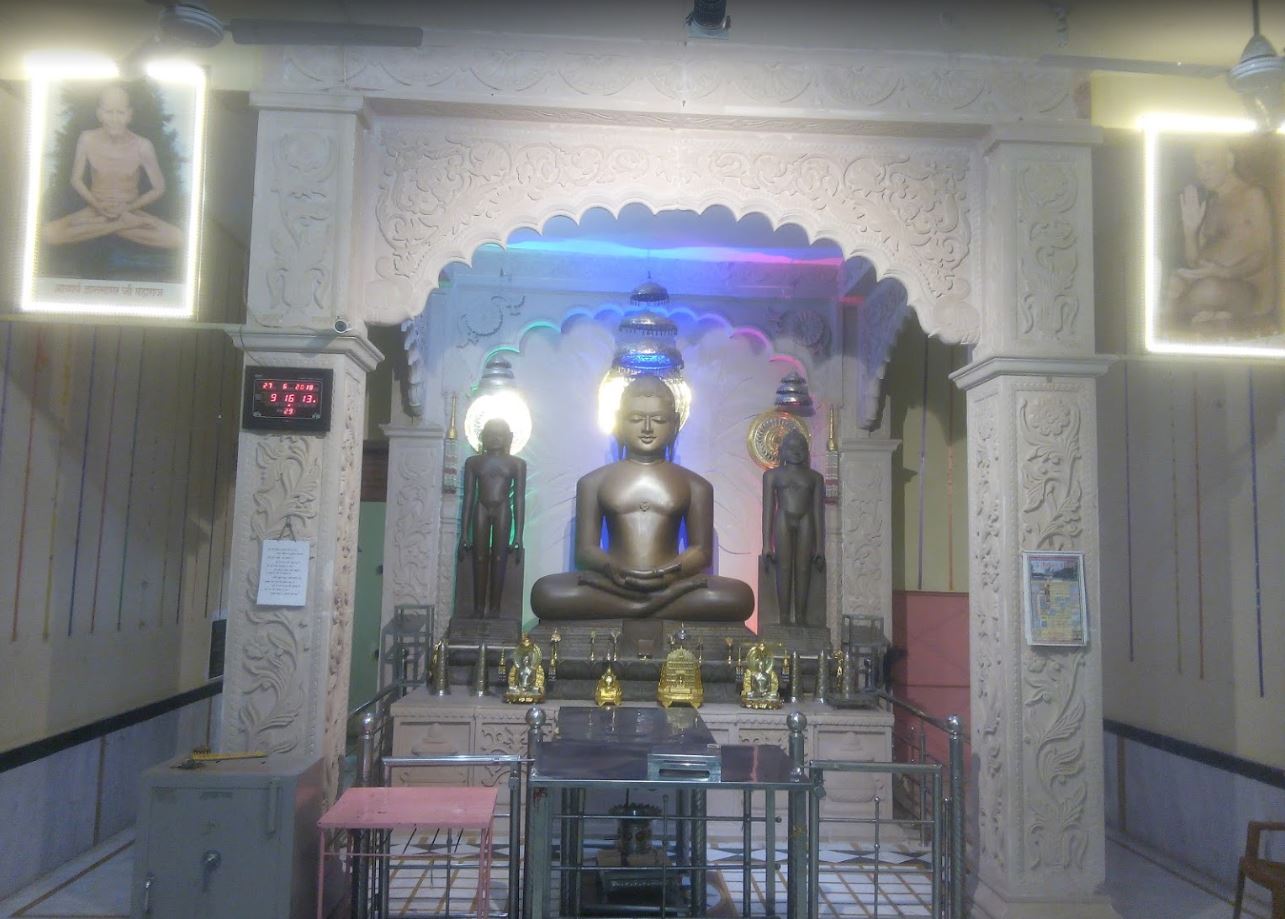 Shri Digamber Jain Chandraprabhu Choubisi Jinalaya, Khategaon, District-Dewas (Madhya Pradesh) image 4