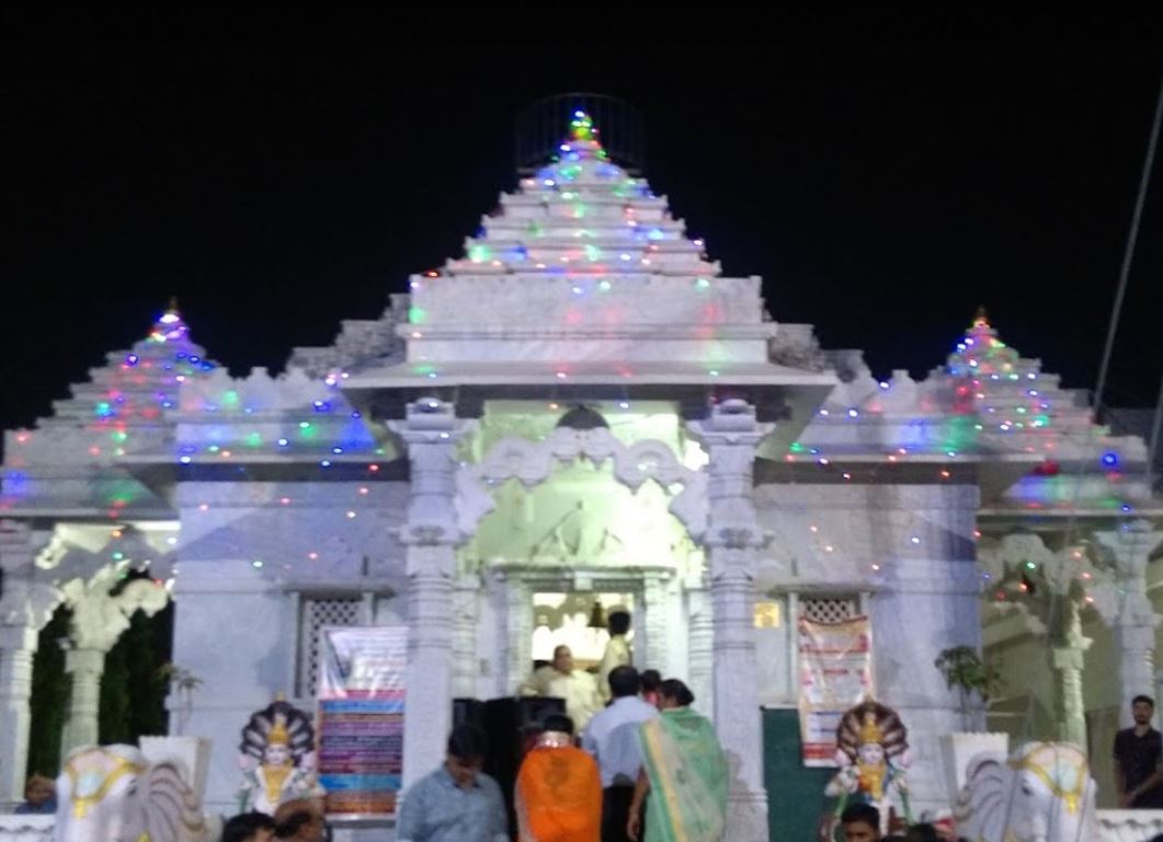 Shri Dharnidhar Parshvnath Jain Temple, Hilink City, Chhota Bangarda,  Indore (Madhya Pradesh) image 1