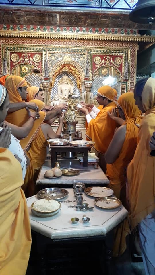 Shri Vasupujya Panchayati Digamber Jain Terapanthi  Mandir, Kila Gate, Gwalior (Madhya Pradesh) image 1