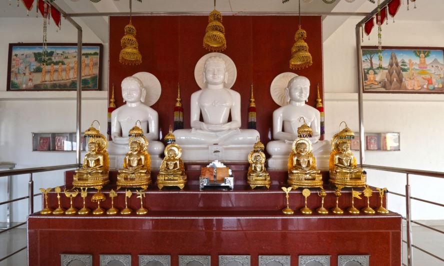 Shri Mahaveer Kund Kund Kahan Swadhaya Mandir, Shahpura (Bhitoni), District-Jabalpur (M.P.) image 6