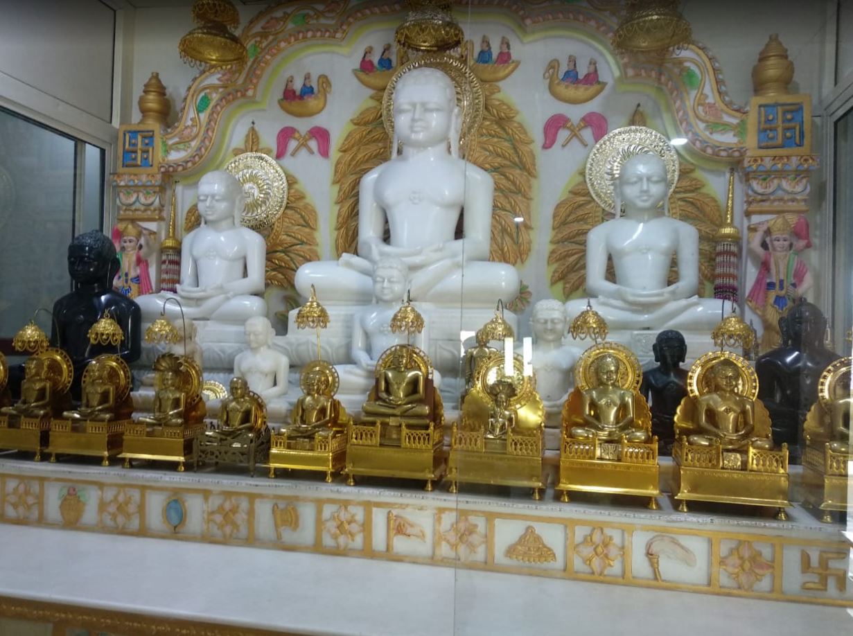 Shri Chandraprabhu Digamber Jain Dada Ka Mandir, Mahaveer Ganj, Bhind (Madhya Pradesh) image 1