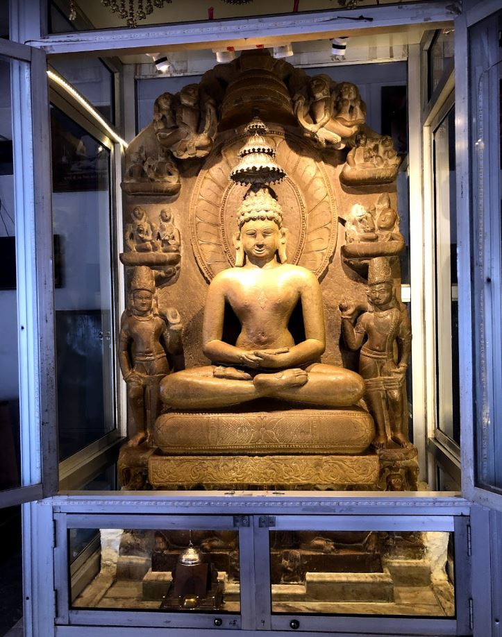 Shri Digamber Jain Atishaya Kshetra Dinanath Thekedar Ki Bagichi Panchayati Jain Mandir, Darpan Colony, Gwalior (Madhya Pradesh) image 3