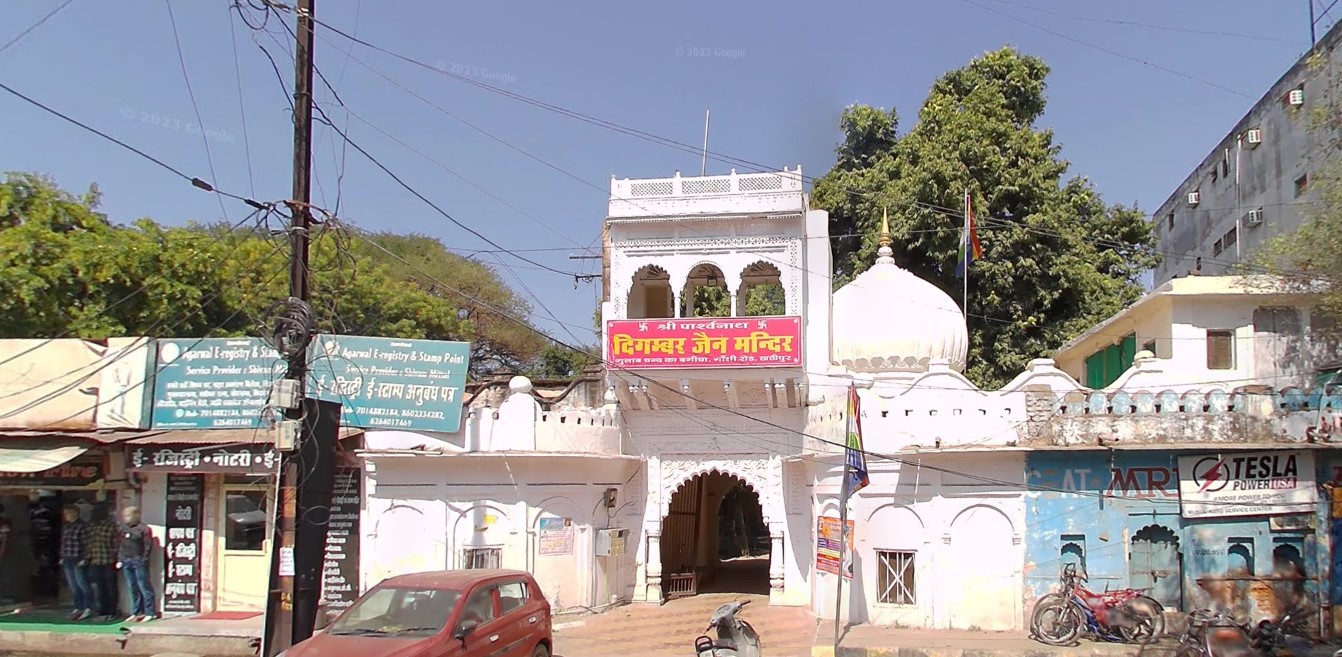 Shri Parshvnath Digamber Jain Mandir, Gulab Chand Ka Bagicha, Thatipur, Gwalior (M.P.) image 1