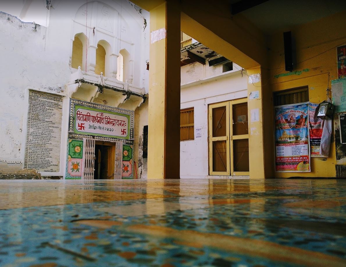 Shri 1008 Parshvnath Digamber Jain Bada Mandir, Mehgaon, District-Bhind (M.P.) image 3