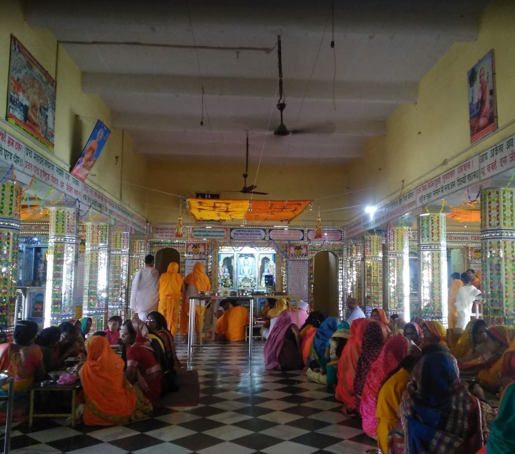 Shri 1008 Parshvnath Digamber Jain Bada Mandir, Mehgaon, District-Bhind (M.P.) image 4