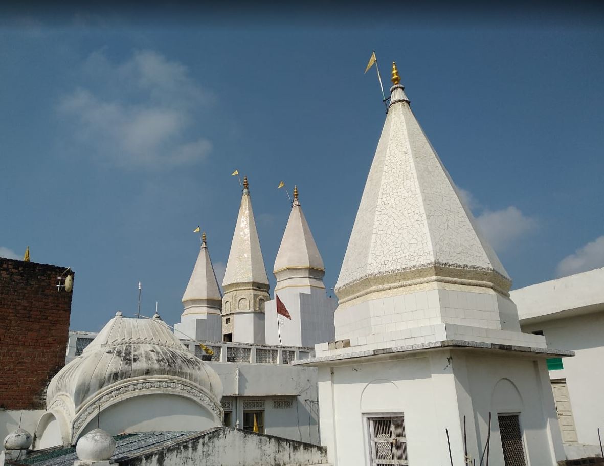 Shri 1008 Parshvnath Digamber Jain Bada Mandir, Mehgaon, District-Bhind (M.P.) image 9