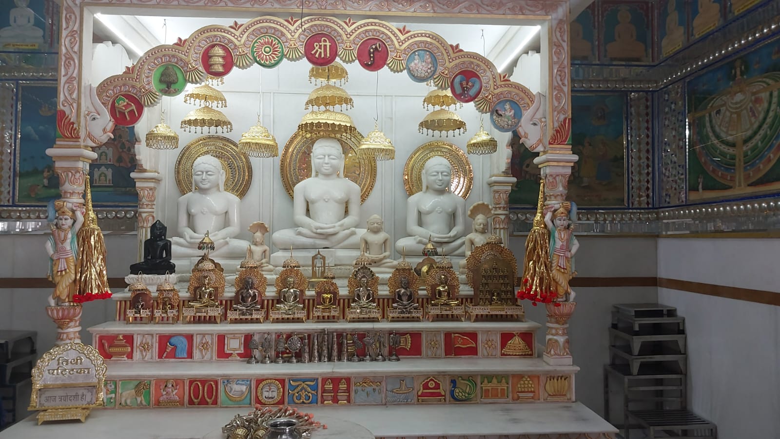 Shri 1008 Chandraprabhu Digamber Jain Mandir, Sector 1, Shankar Nagar, Raipur (Chhattisgarh) thumbnail 2