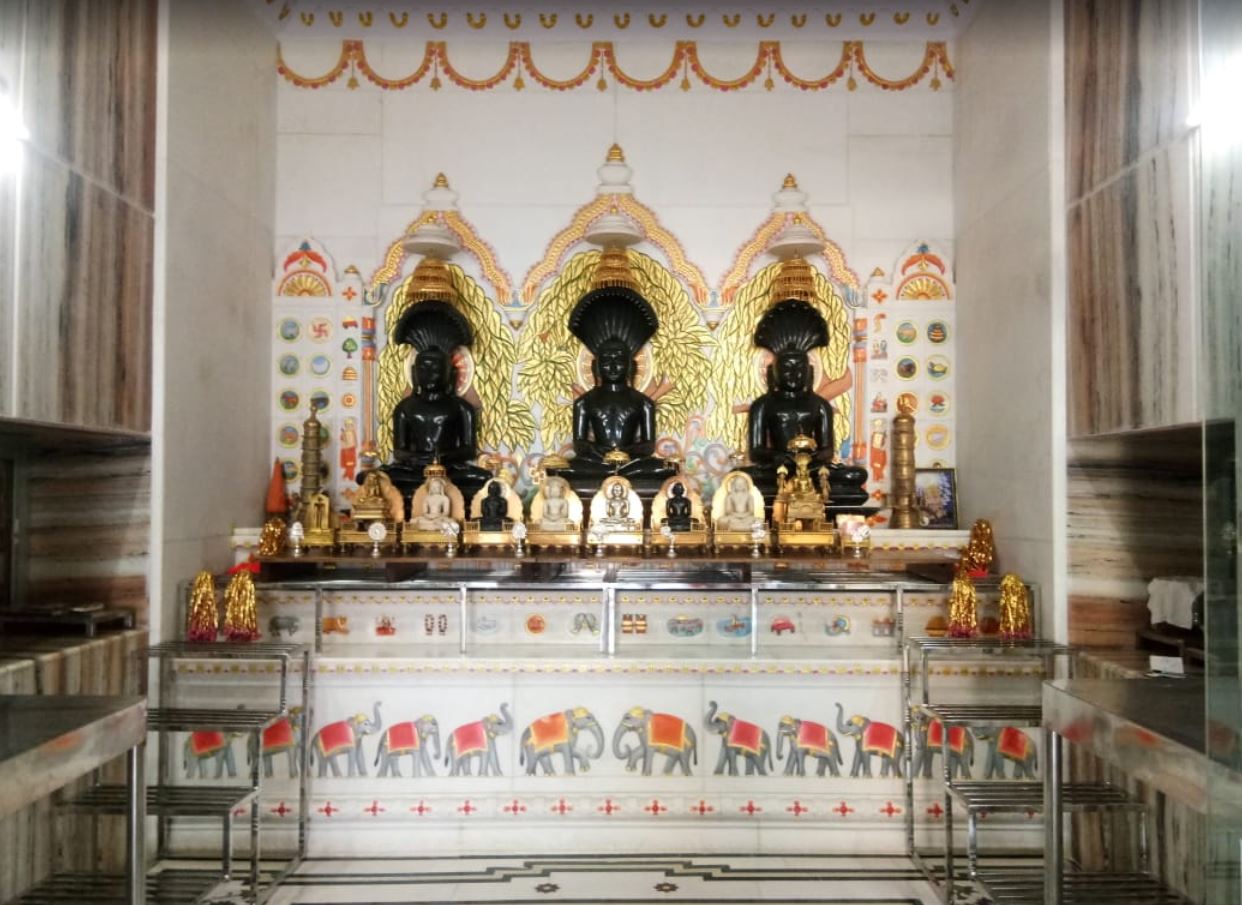 Atishaya Kshetra Shri Dev Parshvnath Digamber Jain Mandir, Bagaspur, District-Narsinghpur (Madhya Pradesh) image 2
