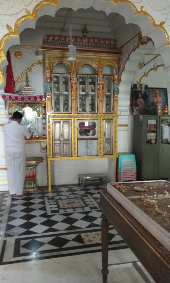 Shri Neminath Digamber Jain Mandir, Barwaha, District-Khargone (Madhya Pradesh) image 3