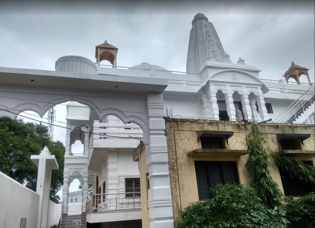 Shri 1008 Parshvnath Digamber Jain Mandir, Khirkiya, District-Harda (Madhya Pradesh) image 1