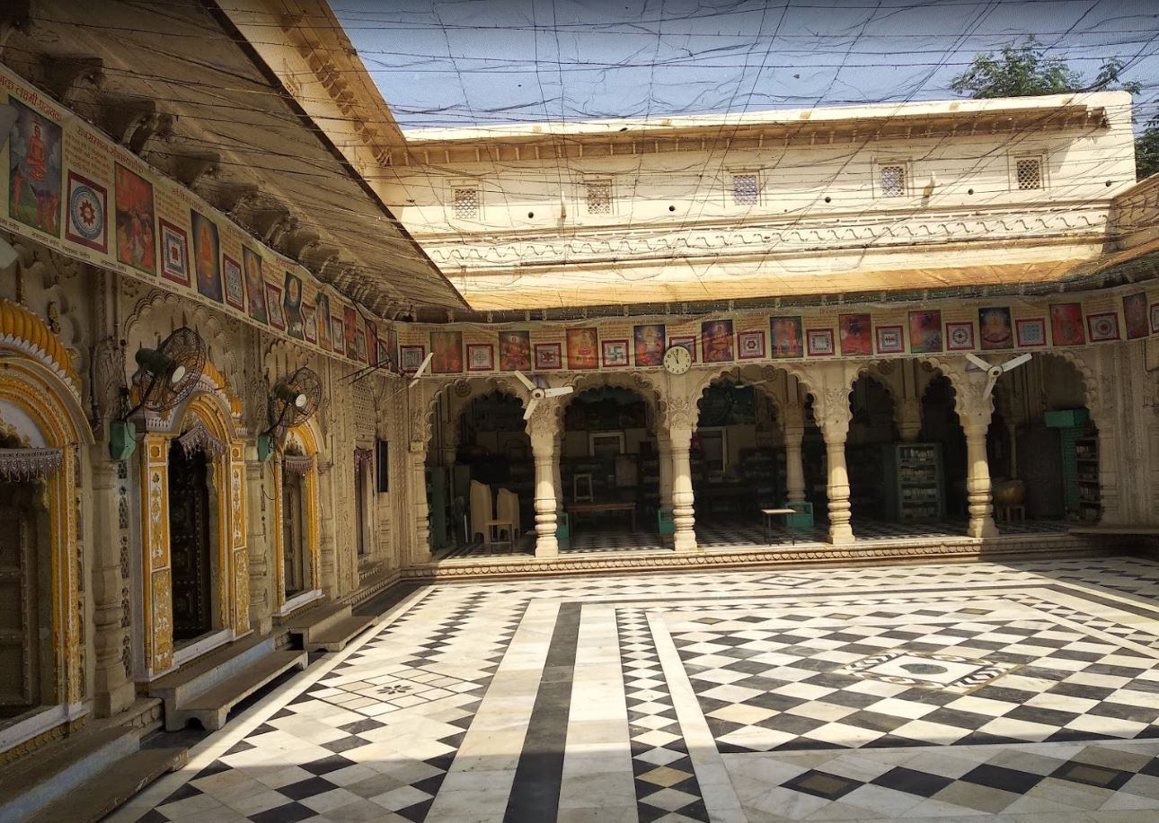 Shri Digamber Jain Beespanthi Mandir, Champabagh Jain Mandir, Dana Oli, Lashkar, Gwalior (Madhya Pradesh) image 3