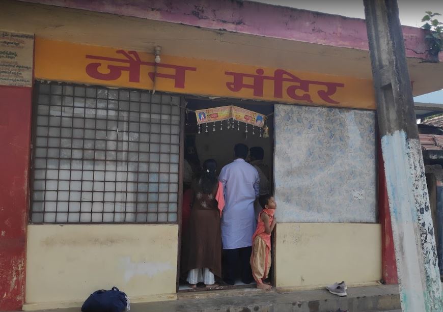 Shri Shantinath Jain Mandir, Jalluru, Pithapuram, District - East Godavari (Andhra Pradesh) image 1