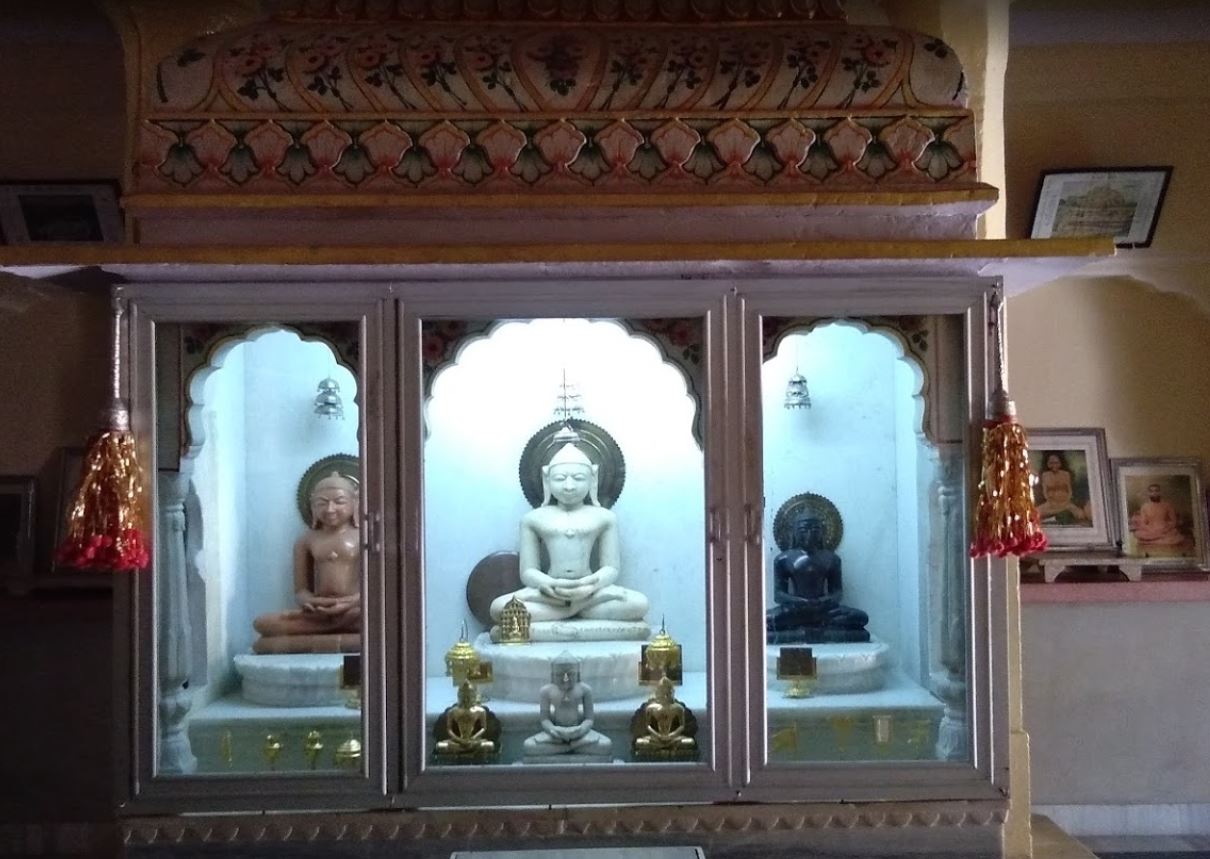 Shri Digamber Jain Trimurti Atishaya Kshetra, Susner, District-Agar Malwa (Madhya Pradesh) image 7