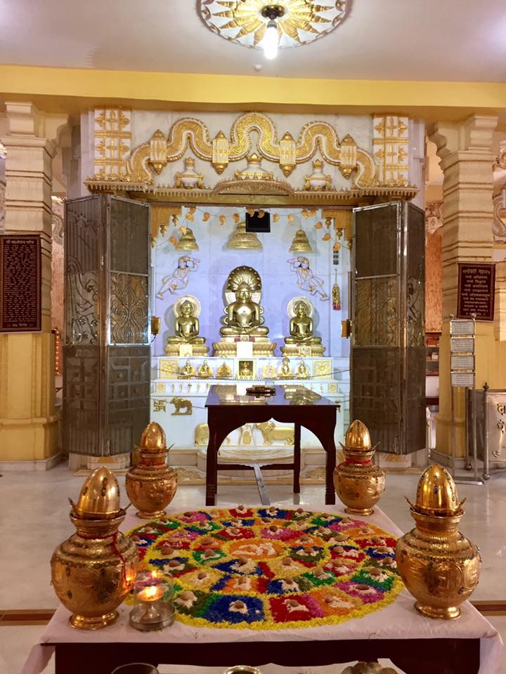 Shri Parshvnath Digamber Jain Jinalaya, Silvassa (Dadra and Nagar Haveli and Daman and Diu) image 9