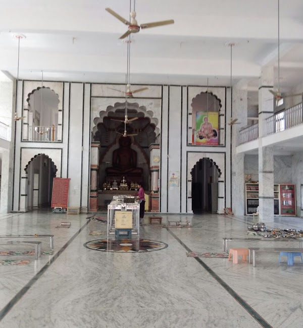 Shri 1008 Bhagwan Mahaveer Digamber Jain Mandir, Mahavir Vihar, Tikamgarh (M.P.) thumbnail 5