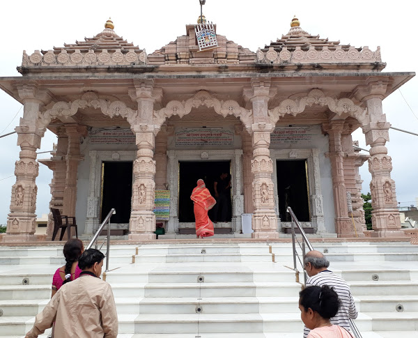 Shri Shankheswar Parshwnath Jain Shwetamber Mandir, Chowpaty, Jaora, District-Ratlam (Madhya Pradesh) image 2