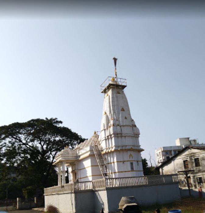 Shri Shwetamber Jain Mandir, Silvassa-Vapi Road, Dadra (Dadra and Nagar Haveli and Daman and Diu) image 1