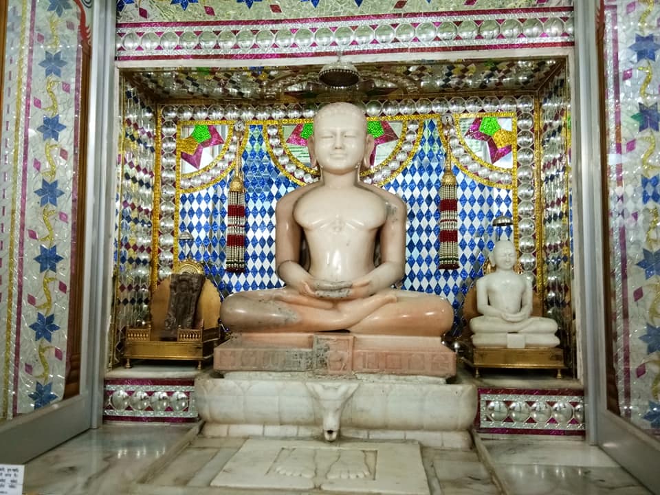 Shri Parshvnath Digamber Jain Mandir Pisanhari Ki Madhiya, Nagpur Road, Jabalpur (Madhya Pradesh) thumbnail 6