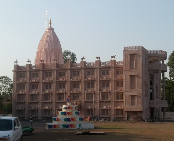 Shri 1008 Munisuvratnath Digamber Jain Mandir, Medical College Colony, Jabalpur (Madhya Pradesh) thumbnail 2