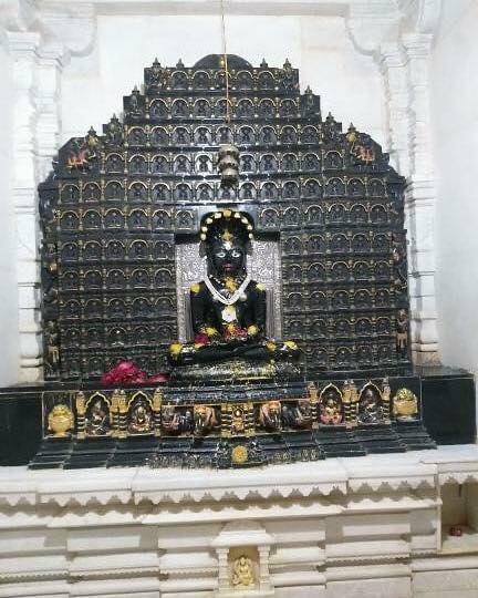 Shri Parshvnath Shwetamber Jain Mandir, Kukdeshwar, District-Neemuch (Madhya Pradesh) image 7
