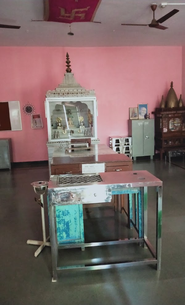 Shri 1008 Shantinath Digamber Jain Chaitalaya, Harda (Madhya Pradesh) image 2