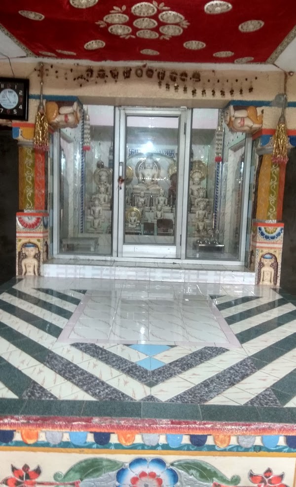 Shri 1008 Neminath Digamber Jain Mandir Atishaya Kshetra Nemidham, Amarkot, District-Agar Malwa (Madhya Pradesh) image 3