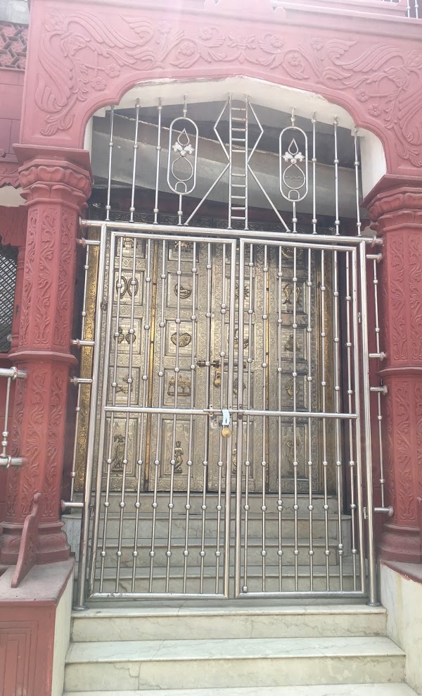 Shri Mahaveer Digamber Jain Mandir, Jha Ward Road, Mandla (Madhya Pradesh) image 1