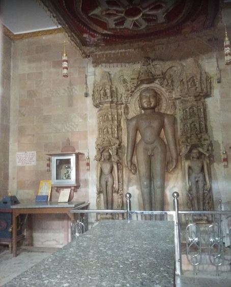 Shri 1008 Parshvnath Digamber Jain Atishaya Kshetra Chhatri Mandir, Shivpuri (Madhya Pradesh) image 6