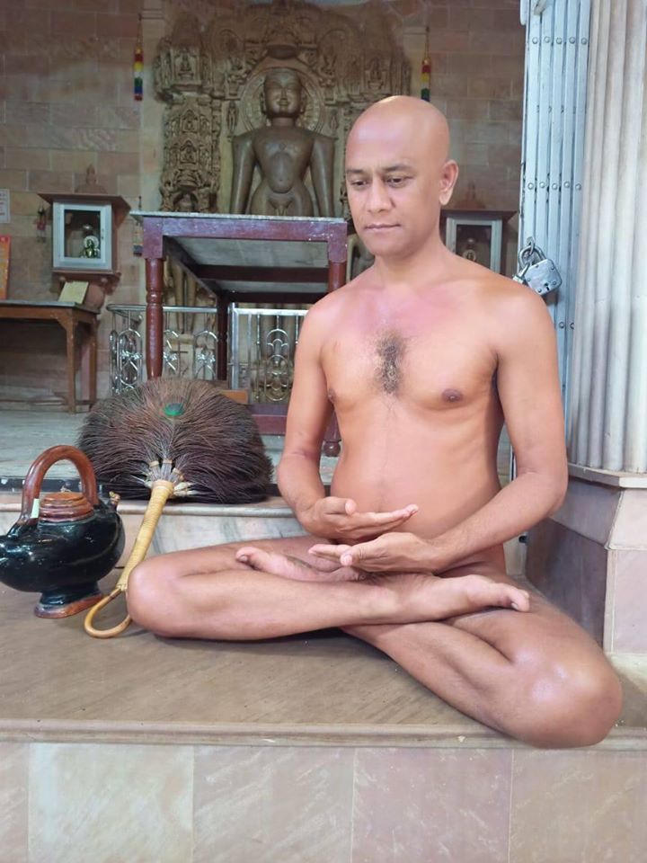 Shri 1008 Parshvnath Digamber Jain Atishaya Kshetra Chhatri Mandir, Shivpuri (Madhya Pradesh) image 8