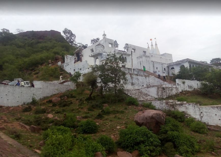 Shri Neminath Digamber Jain Mandir Atishaya Kshetra, Urwaha, District - Shivpuri (M.P.) image 3