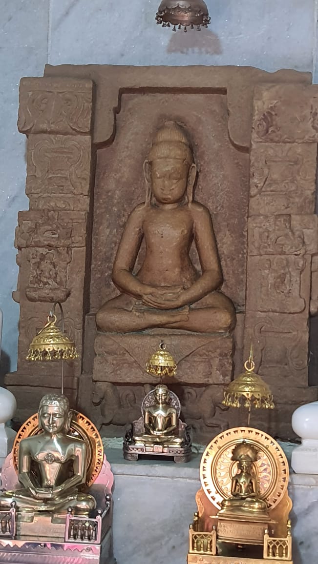 Shri 1008 Padamprabhu Digamber Jain Mandir, Ratva, Gohad, District-Bhind (M.P.) image 4