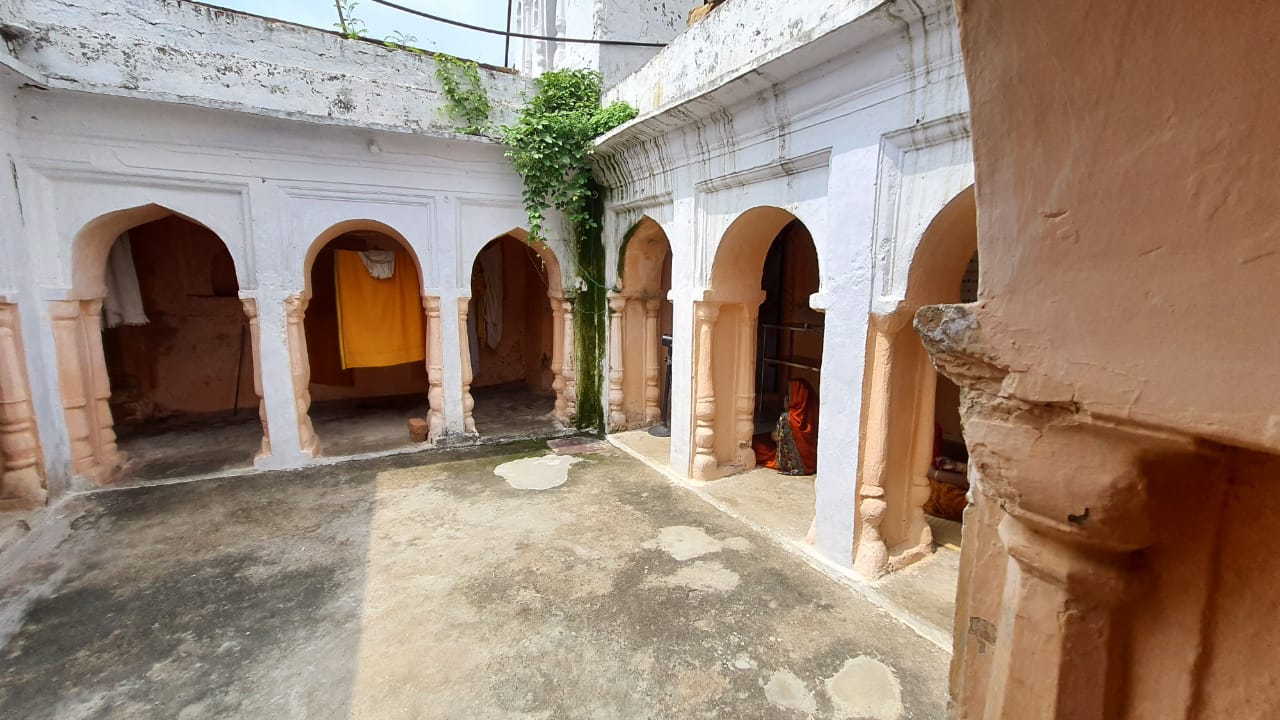 Shri 1008 Padamprabhu Digamber Jain Mandir, Ratva, Gohad, District-Bhind (M.P.) image 6