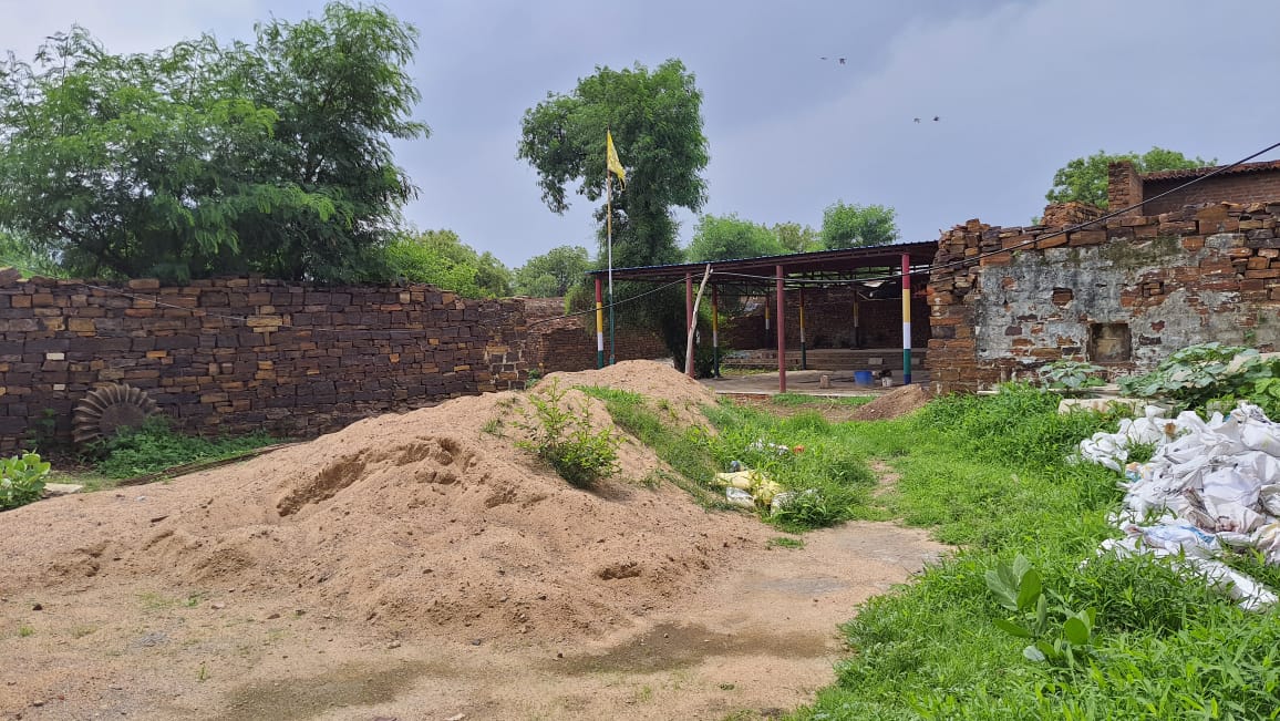 Shri 1008 Padamprabhu Digamber Jain Mandir, Ratva, Gohad, District-Bhind (M.P.) image 10