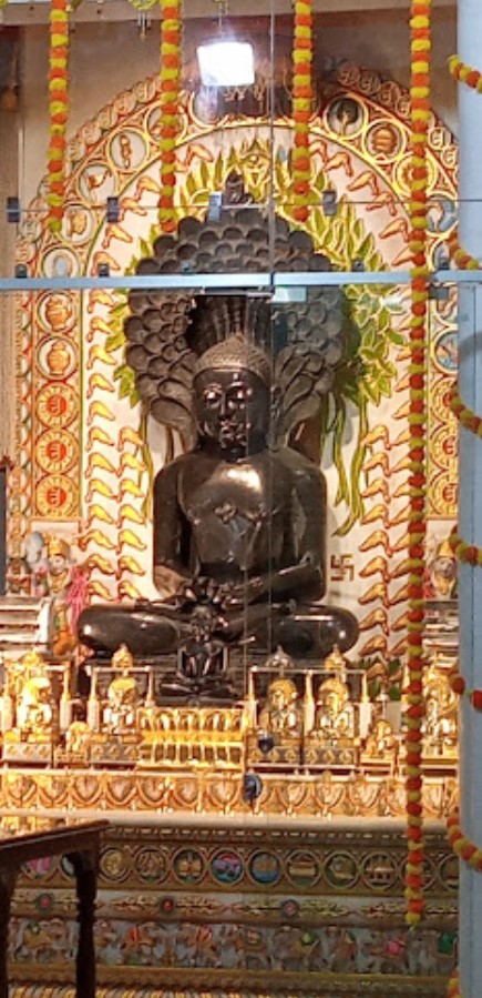 Shri 1008 Parshvnath Digamber Jain Mandir, Chandan Nagar, Jain Colony, Near BSNL Telephone Exchange, Karond, Bhopal (M.P.) thumbnail 2