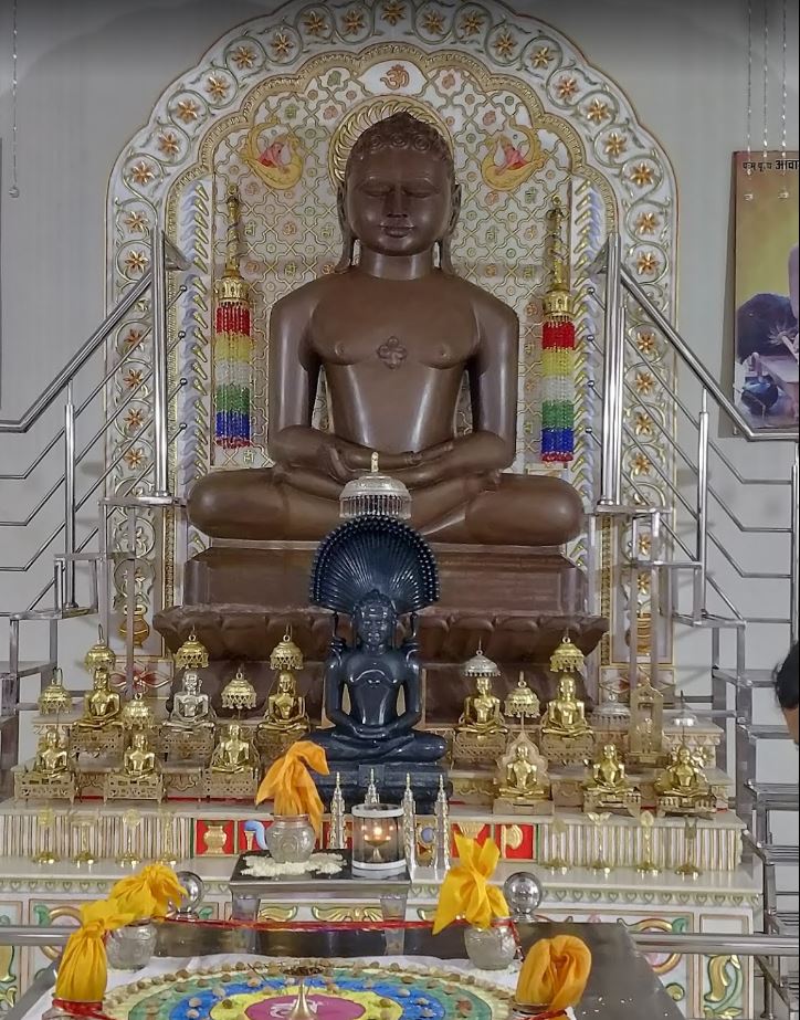 Shri 1008 Neminath Digamber Jain Mandir, Nariyalkheda, Bhopal (M.P.) image 3