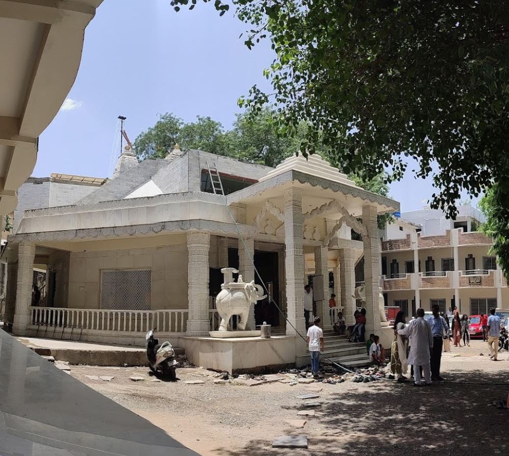 Shri Jain Dadawadi, Regiment Road, Shahjahanabad, Bhopal (Madhya Pradesh) image 1