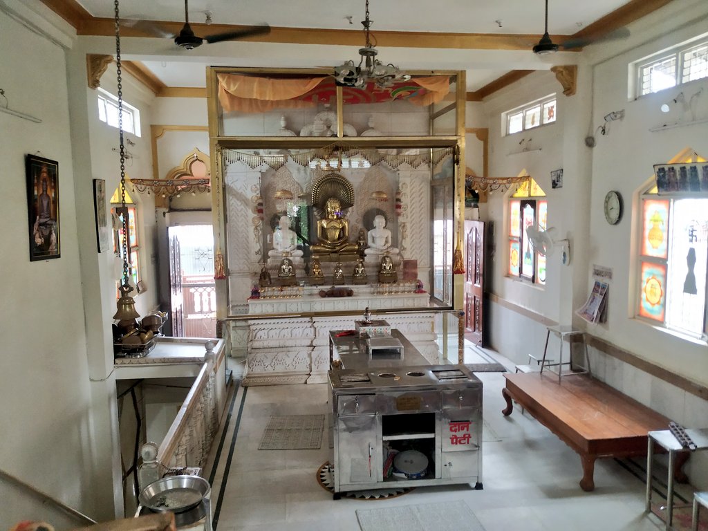 Shri Parshvnath Digamber Jain Mandir, Gwarighat, District - Jabalpur (Madhya Pradesh) image 9