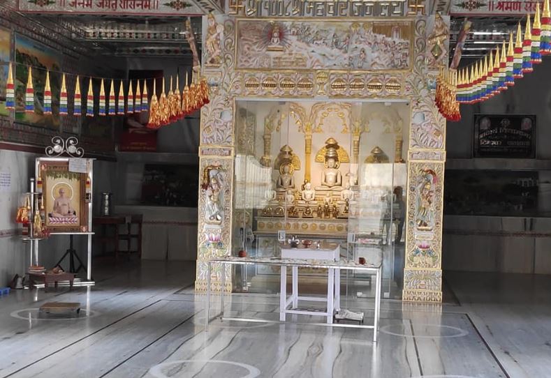 Shri Digamber Jain Mandir, Waraseoni, District - Balaghat (Madhya Pradesh) image 4