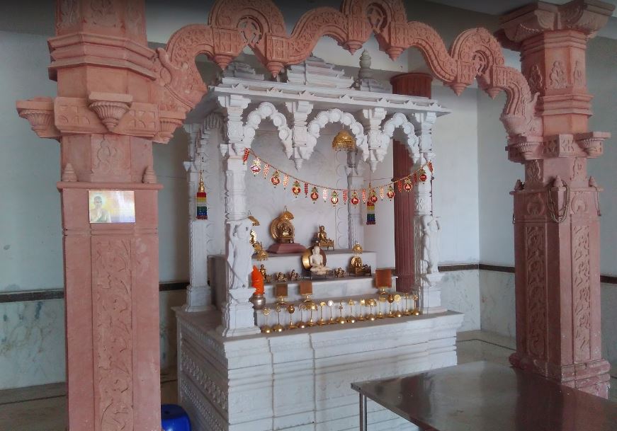 Shri Parshvnath Digamber Jain Mandir Sadguan, Hirdepur, Damoh (Madhya Pradesh) image 4