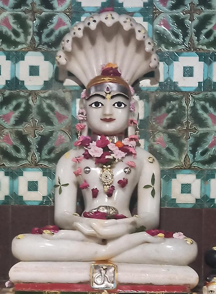 Shri Manmohan Parshvnath Jinalaya, Mangliya Gaon, Bagli, District - Dewas (Madhya Pradesh) thumbnail 5
