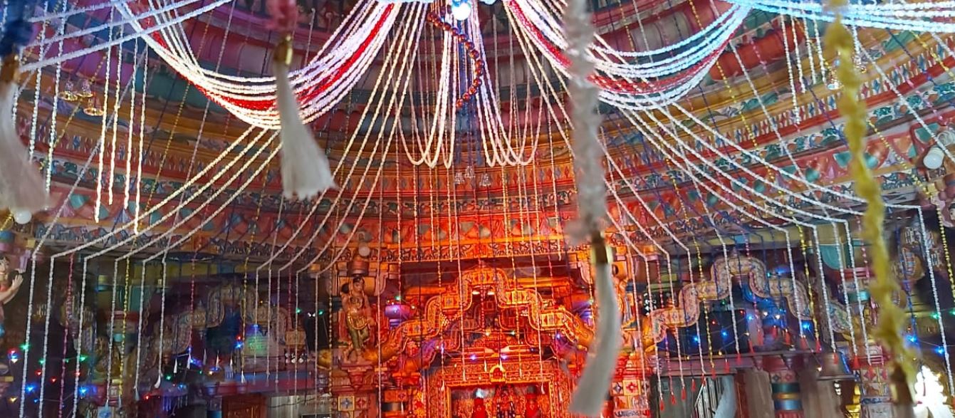 Shri Chandaprabhu Manibhadra Swami Jain Mandir, Old Town, Gomti Nagar, Dewas (Madhya Pradesh) image 4