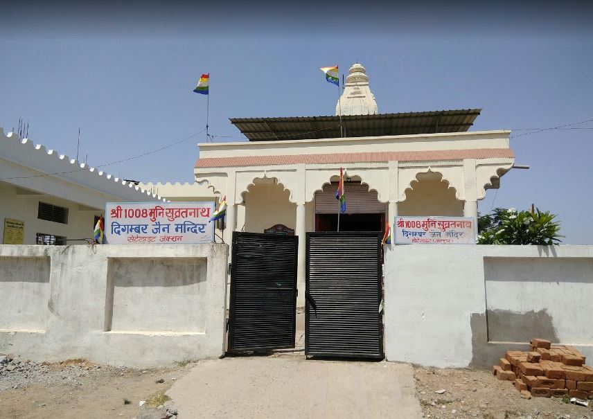 Shri 1008 Munisuvratnath Digamber Jain Mandir, Satellite Junction, Indus Satellite Greens, Indore (Madhya Pradesh) image 1