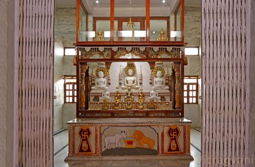 Shri Digamber Jain 1008 Shri Simandhar Jinalaya, Shahgarh, District - Sagar (Madhya Pradesh) image 2
