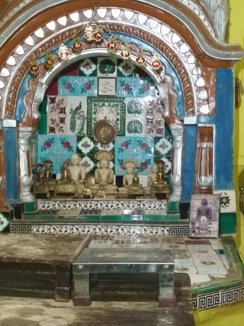 Pracheen Shri 1008 Parshvnath Digamber Jain Mandir, Ladwari, District - Tikamgarh (Madhya Pradesh) image 4