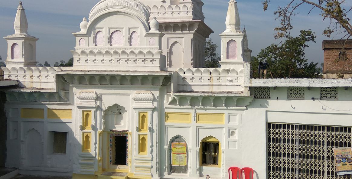 Shri Parshvnath Digamber Jain Mandir, Amarmau, District - Sagar (Madhya Pradesh) image 3