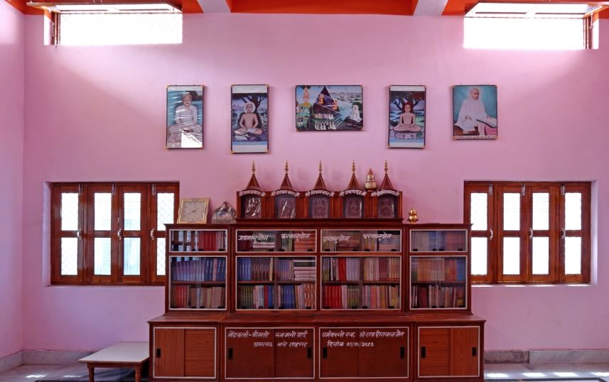 Shri Kundkund Kahan Digamber Jain Parmagam Swadhyay Bhavan, Amarmau, District - Sagar (Madhya Pradesh) image 3