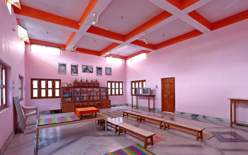 Shri Kundkund Kahan Digamber Jain Parmagam Swadhyay Bhavan, Amarmau, District - Sagar (Madhya Pradesh) image 4